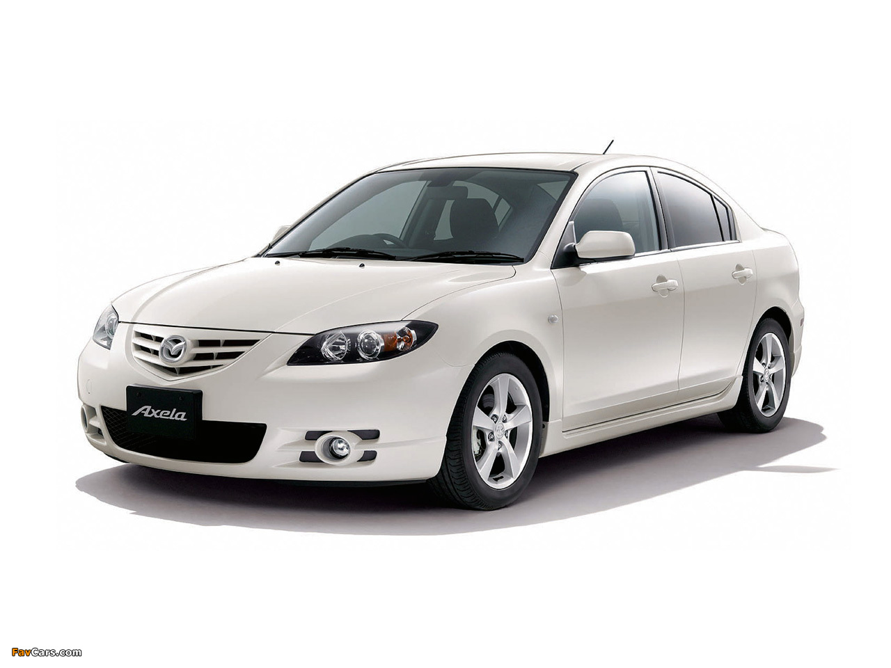 Mazda Axela 20S Sedan 2004–08 images (1280 x 960)