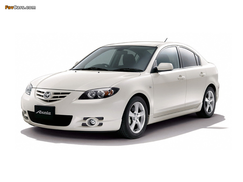 Mazda Axela 20S Sedan 2004–08 images (800 x 600)