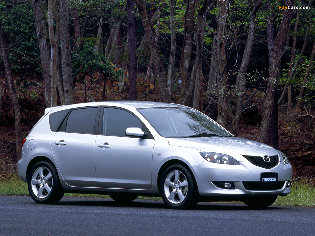 Photos of Mazda Axela Sport 20C 2003–08 (1024 x 768)