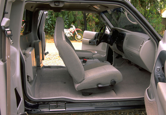 Images of Mazda B4000 1998–2002