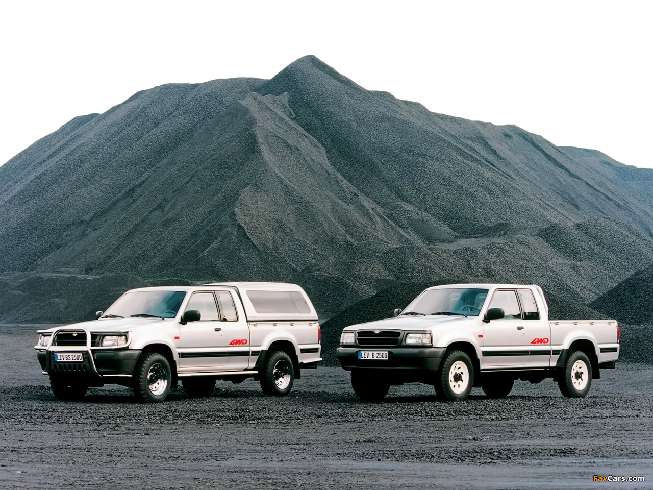 Mazda B2200 1987–93 images (1280 x 960)