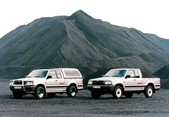 Mazda B2200 1987–93 images