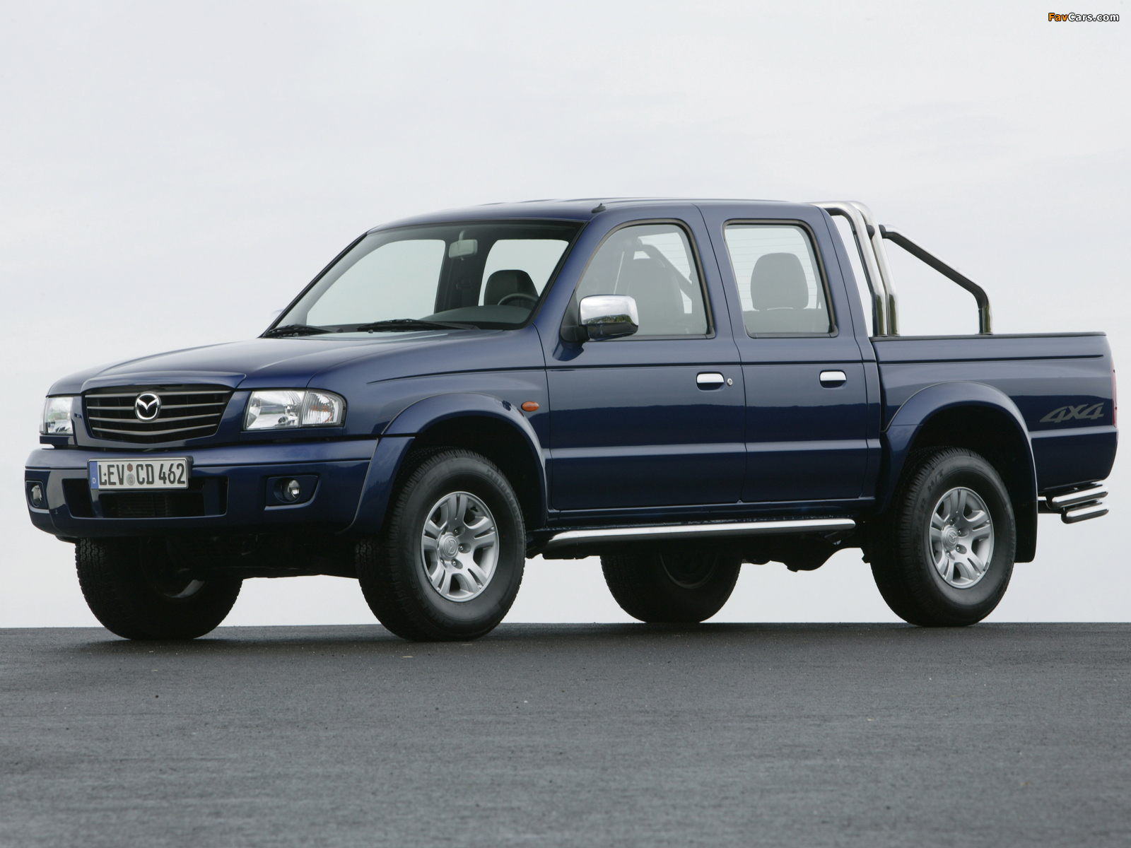 Mazda B2500 Turbo 4×4 Double Cab Accessorized 2002–06 wallpapers (1600 x 1200)