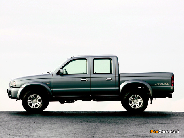 Mazda B2500 Double Cab 2003–06 wallpapers (640 x 480)