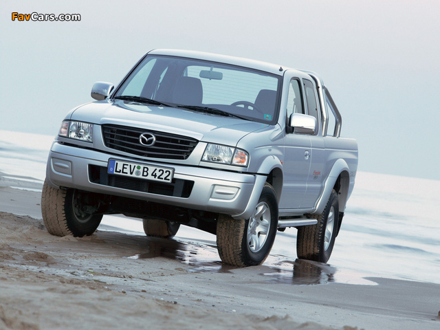 Photos of Mazda B2500 Extended Cab 2003–06 (640 x 480)