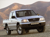 Photos of Mazda B2500 Extended Cab 2003–06