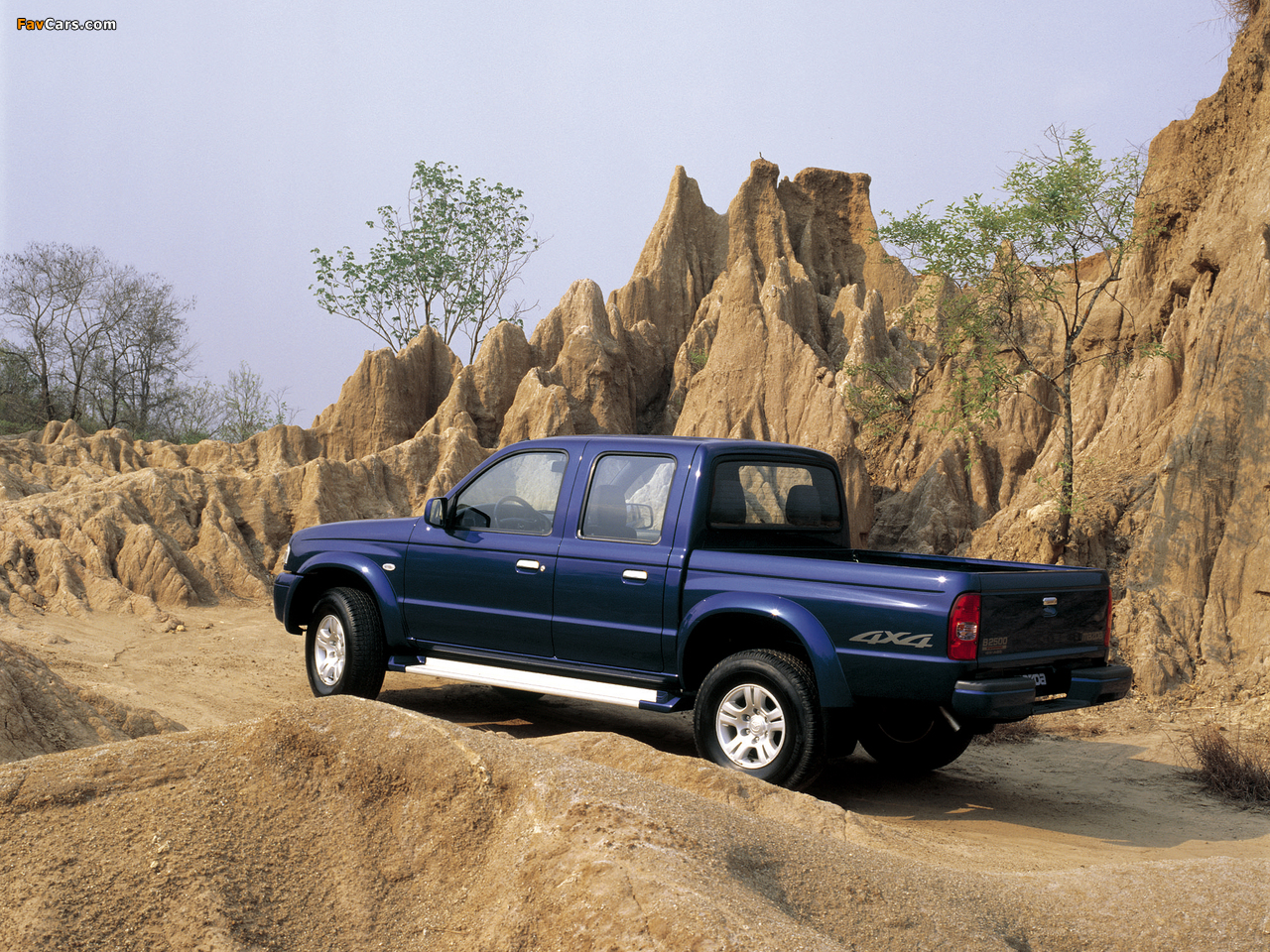 Pictures of Mazda B2500 Turbo 4×4 Double Cab 2002–06 (1280 x 960)