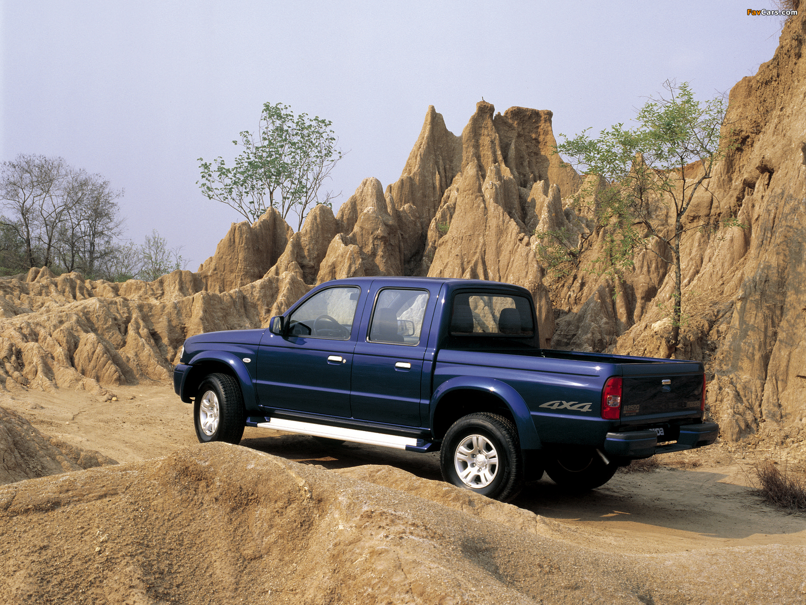 Pictures of Mazda B2500 Turbo 4×4 Double Cab 2002–06 (1600 x 1200)