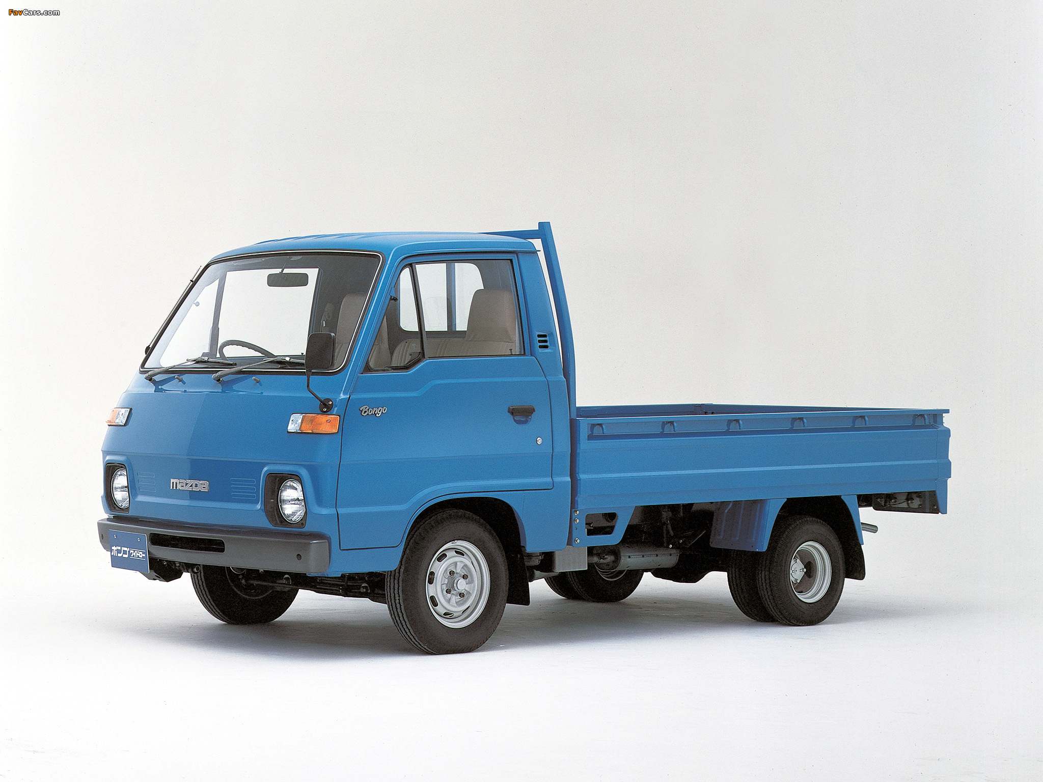 Mazda Bongo Truck 1977–79 wallpapers (2048 x 1536)