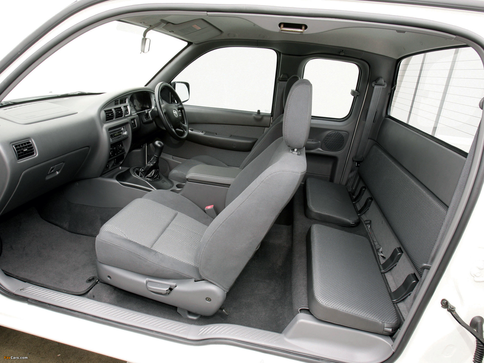 Images of Mazda Bravo Freestyle Cab 2003–06 (2048 x 1536)