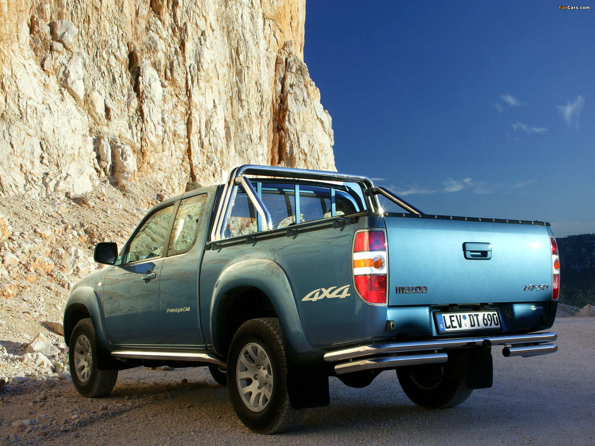 Images of Mazda BT-50 Extended Cab (J97M) 2006–08 (1920 x 1440)