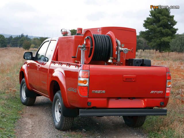 Images of Mazda BT-50 Freestyle Cab Fire Service (J97M) 2006–08 (640 x 480)