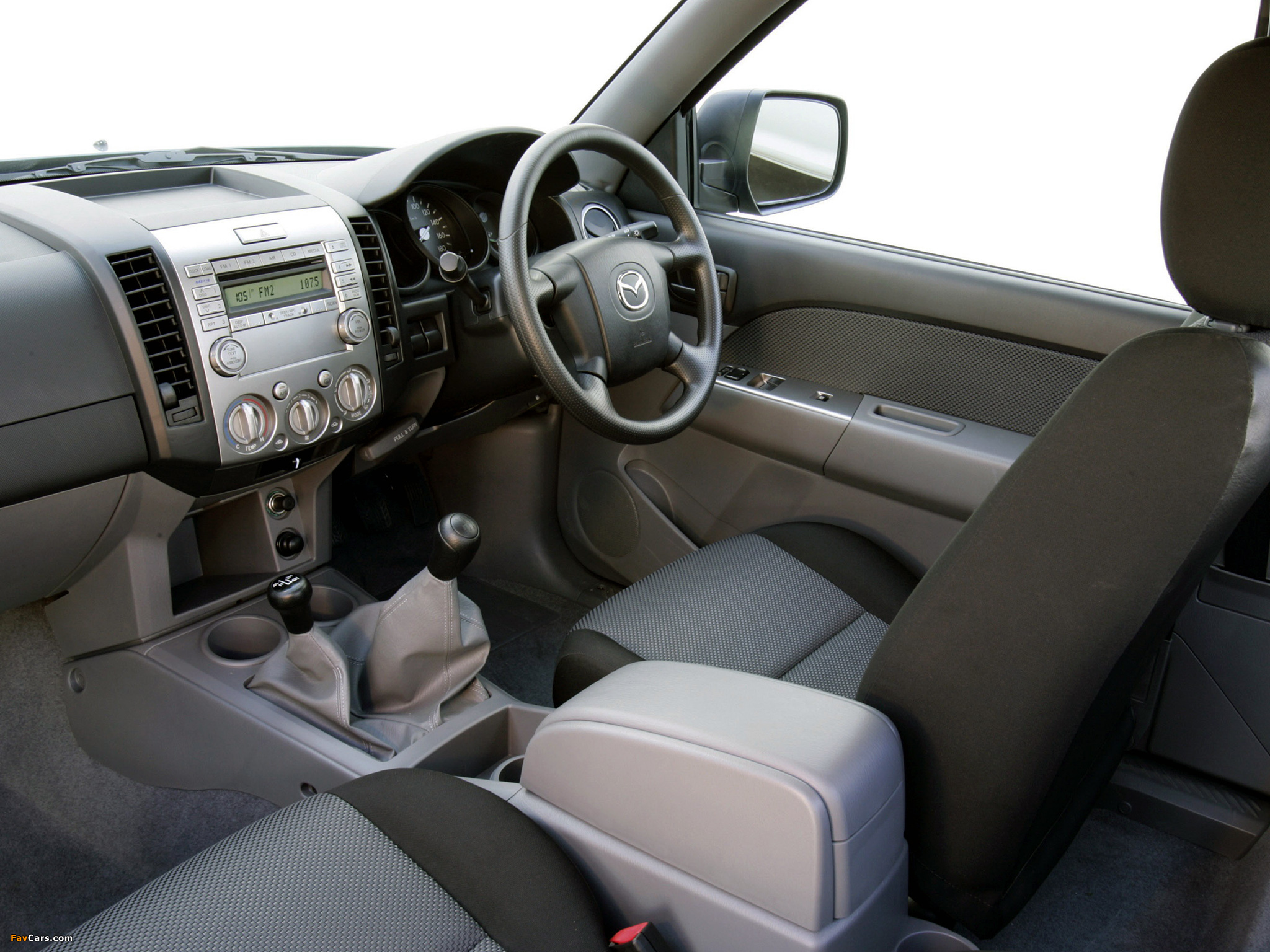 Photos of Mazda BT-50 Freestyle Cab AU-spec (J97M) 2006–08 (2048 x 1536)