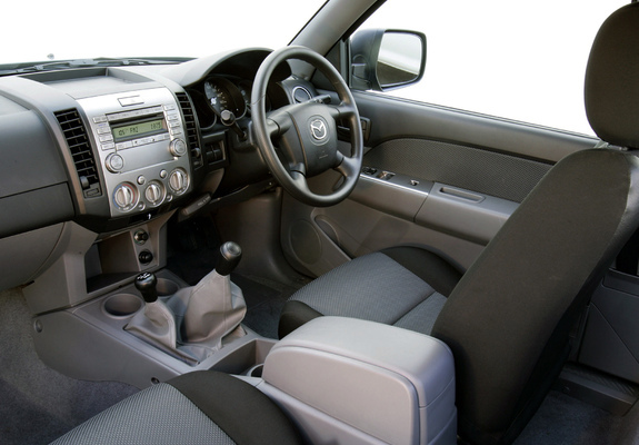 Photos of Mazda BT-50 Freestyle Cab AU-spec (J97M) 2006–08