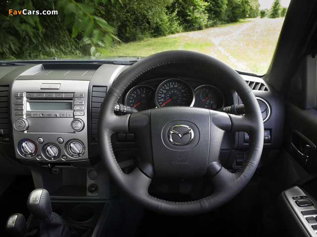 Pictures of Mazda BT-50 Double Cab UK-spec (J97M) 2008–11 (640 x 480)