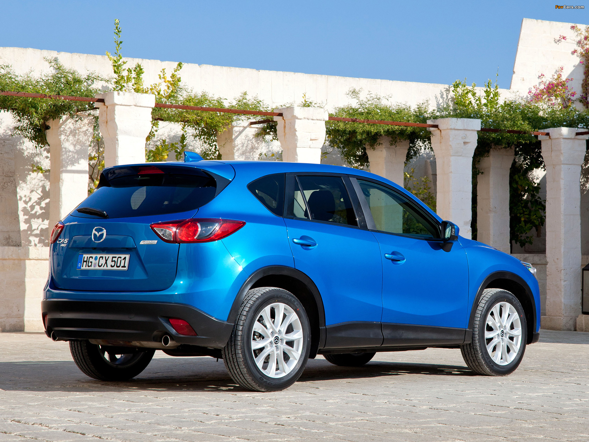 Images of Mazda CX-5 2012 (2048 x 1536)