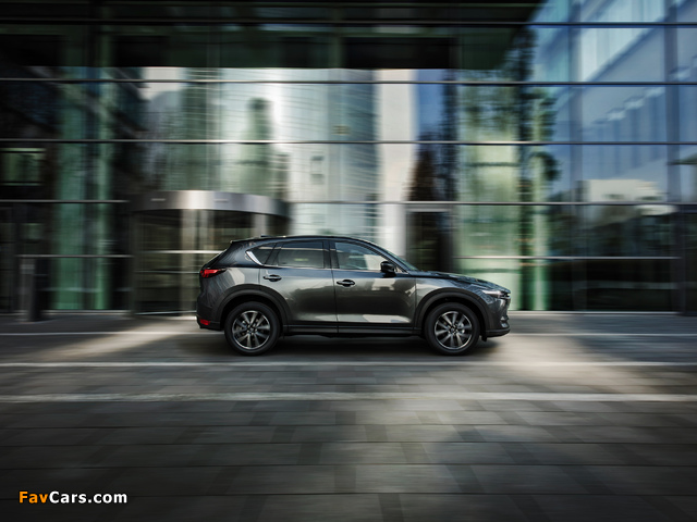 Images of Mazda CX-5 2017 (640 x 480)