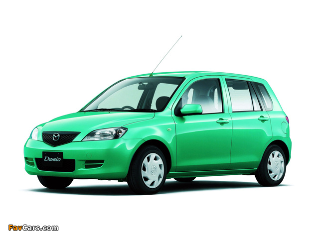 Images of Mazda Demio Casual (DY3W/DY5W) 2002–05 (640 x 480)