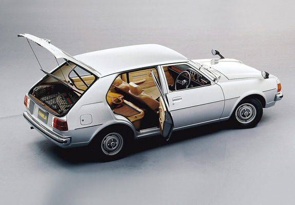 Images of Mazda Familia AP 5-door 1977–80