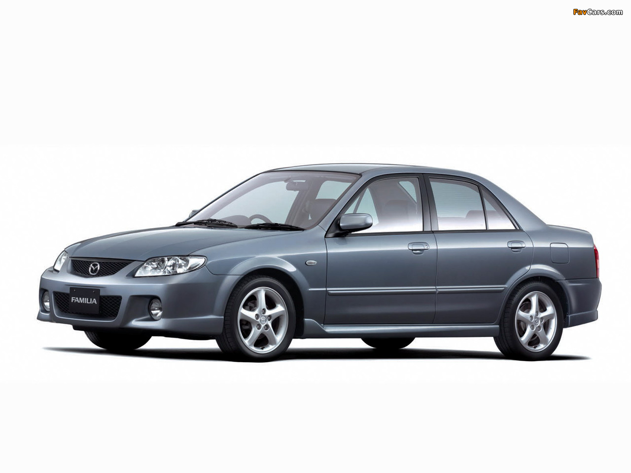 Images of Mazda Familia Sport 20 Sedan 2001–03 (1280 x 960)