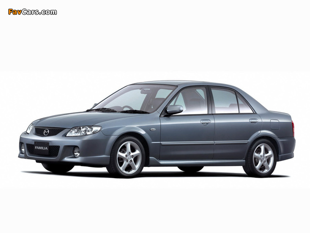 Images of Mazda Familia Sport 20 Sedan 2001–03 (640 x 480)