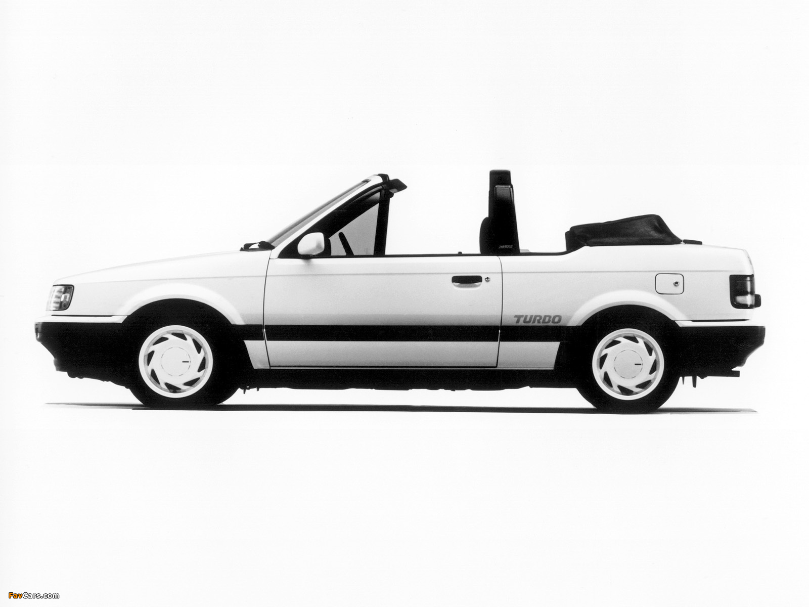 Mazda Familia Turbo Cabriolet 1985–89 pictures (1600 x 1200)