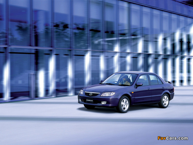 Mazda Familia RS Sedan 2000–03 photos (640 x 480)