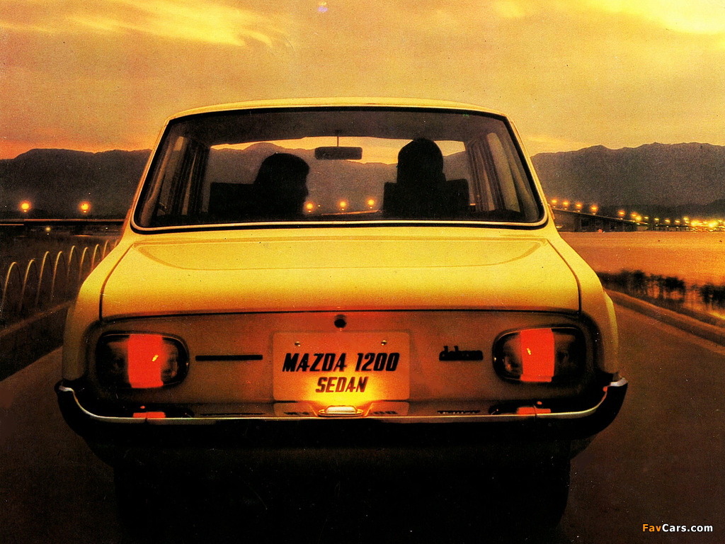 Photos of Mazda Familia 1200 4-door Sedan 1968–70 (1024 x 768)