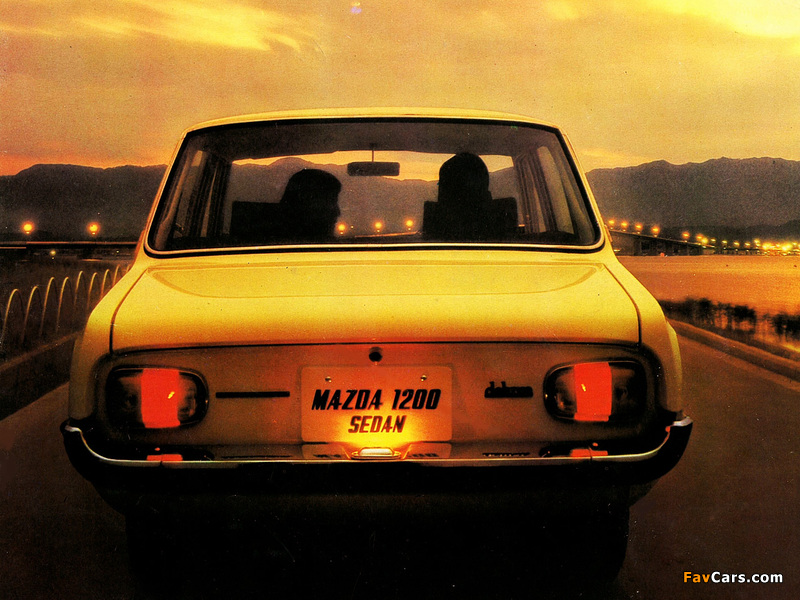 Photos of Mazda Familia 1200 4-door Sedan 1968–70 (800 x 600)