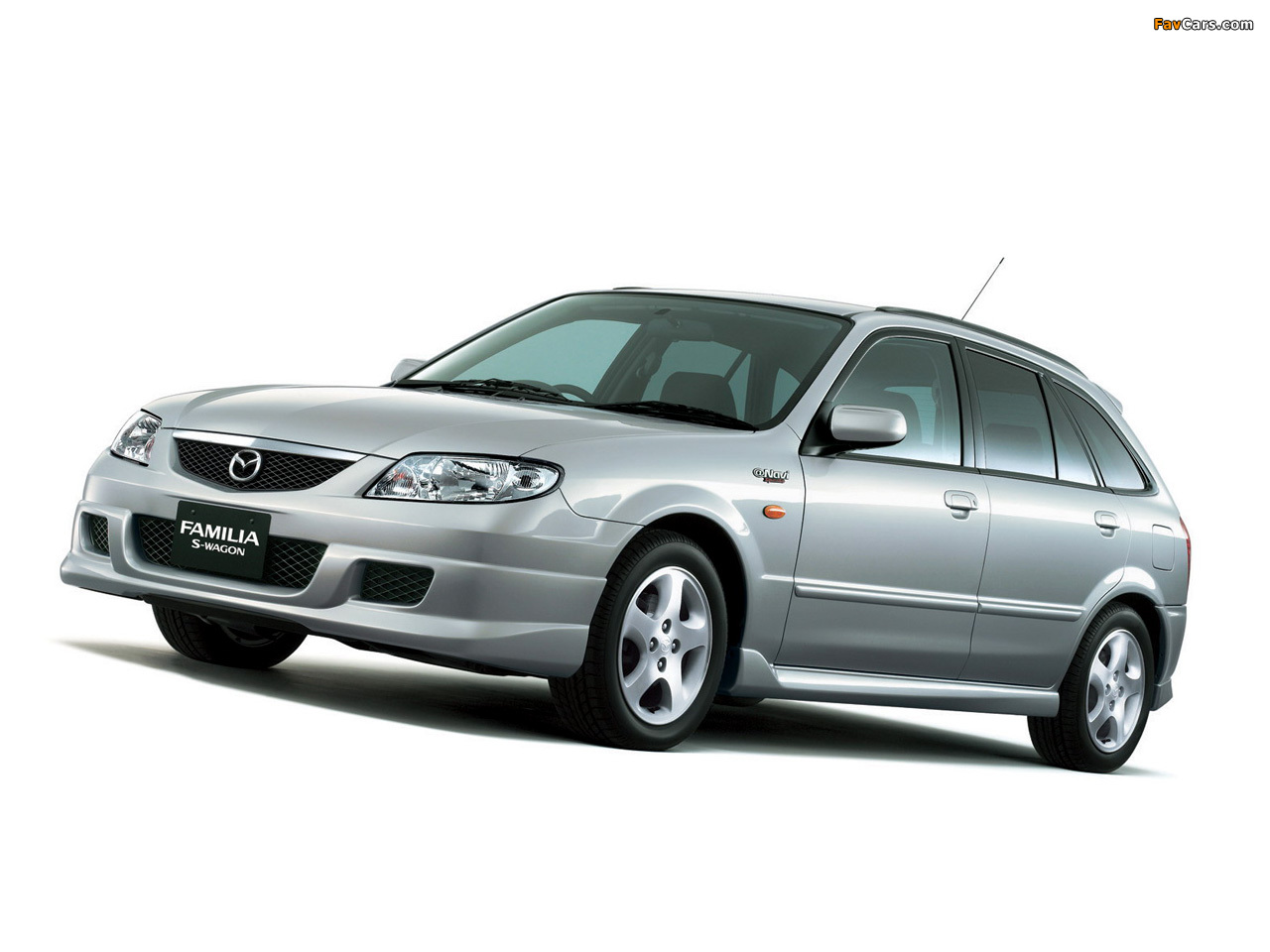 Photos of Mazda Familia S-Wagon 2001–03 (1280 x 960)