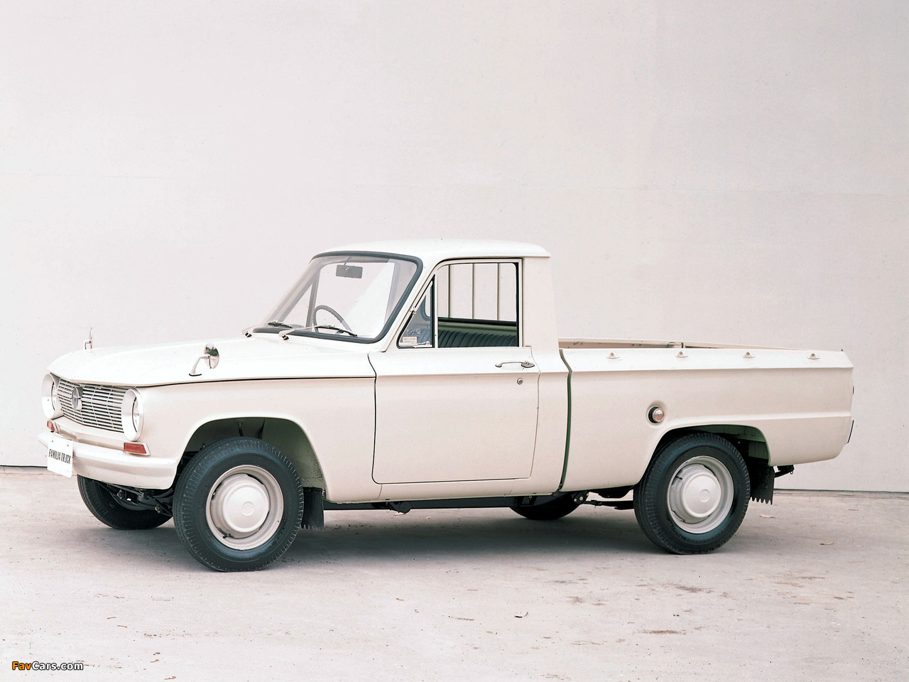 Pictures of Mazda Familia 800 Truck 1963–68 (1280 x 960)