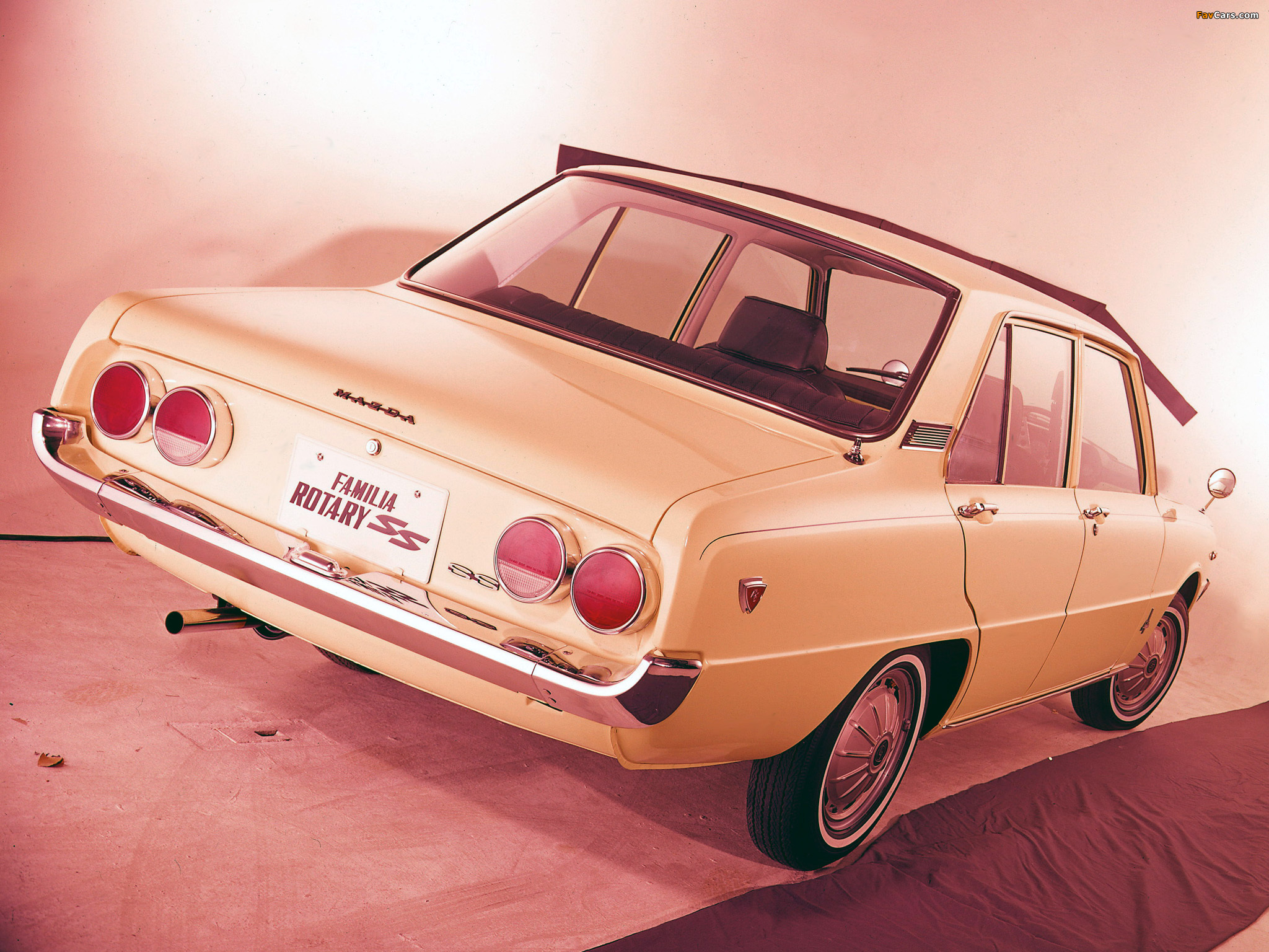 Pictures of Mazda Familia Rotary SS 1969–70 (2048 x 1536)