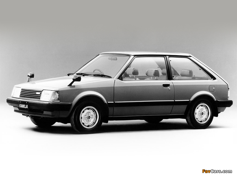 Pictures of Mazda Familia Hatchback 1980–85 (800 x 600)