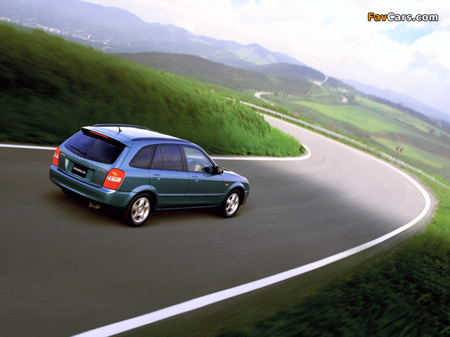 Mazda Familia RS S-Wagon S-Package 2000–03 wallpapers (640 x 480)