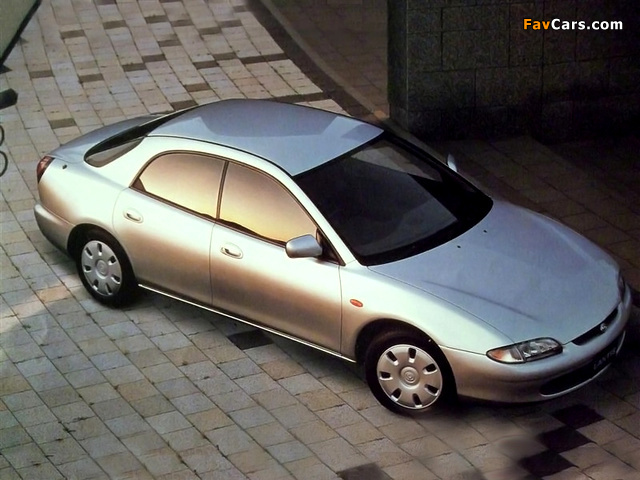 Mazda Lantis Sedan 1993–97 pictures (640 x 480)