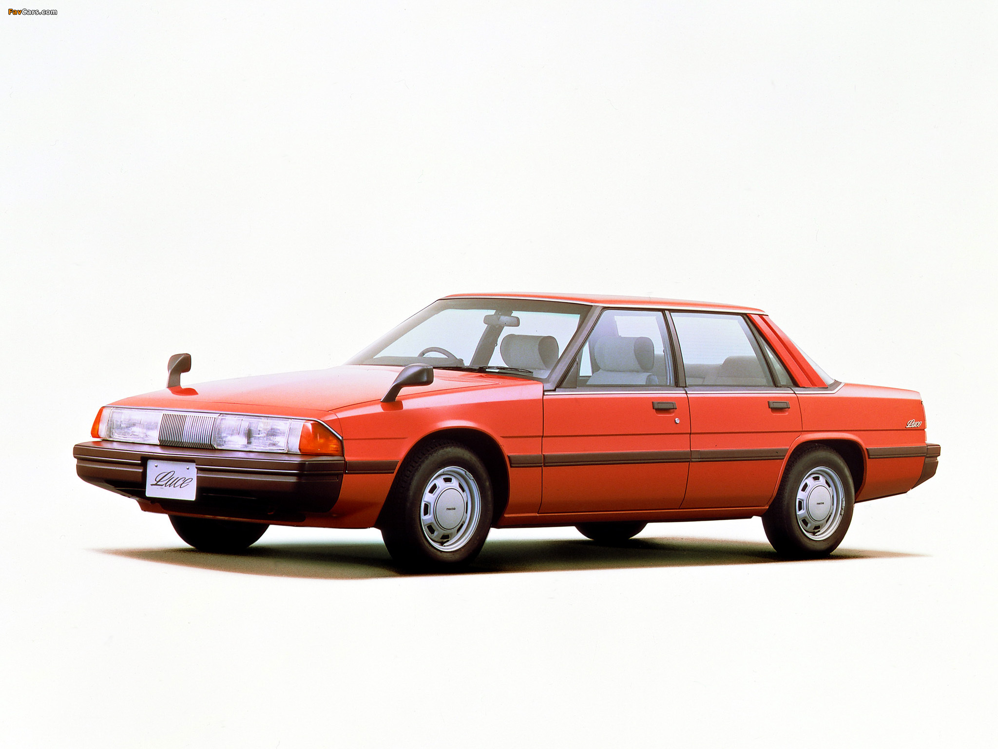 Mazda Luce 4-door Hardtop 1981 photos (2048 x 1536)