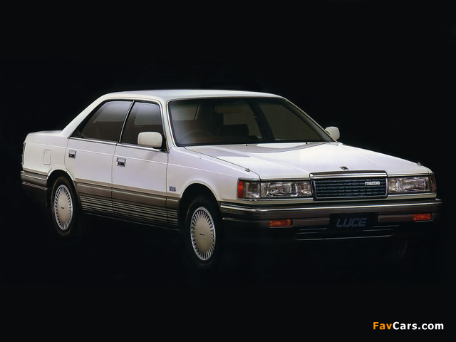 Photos of Mazda Luce 4-door Hardtop 1986–91 (640 x 480)