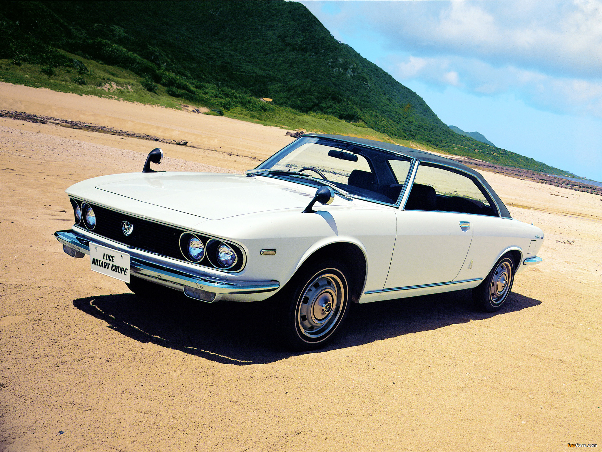Pictures of Mazda Luce Rotary Coupe 1969–72 (2048 x 1536)
