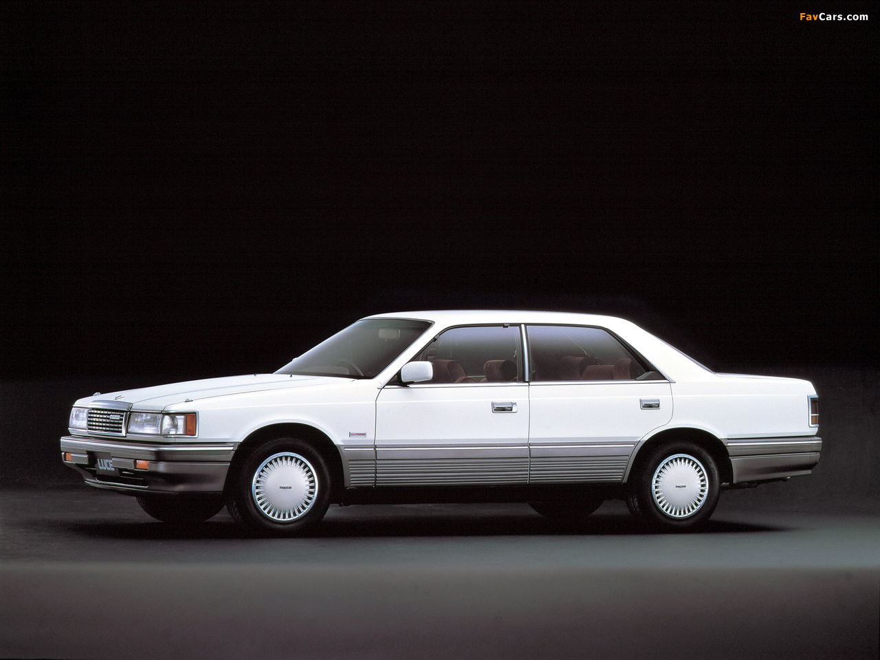 Mazda Luce 4-door Hardtop 1986–91 wallpapers (1280 x 960)