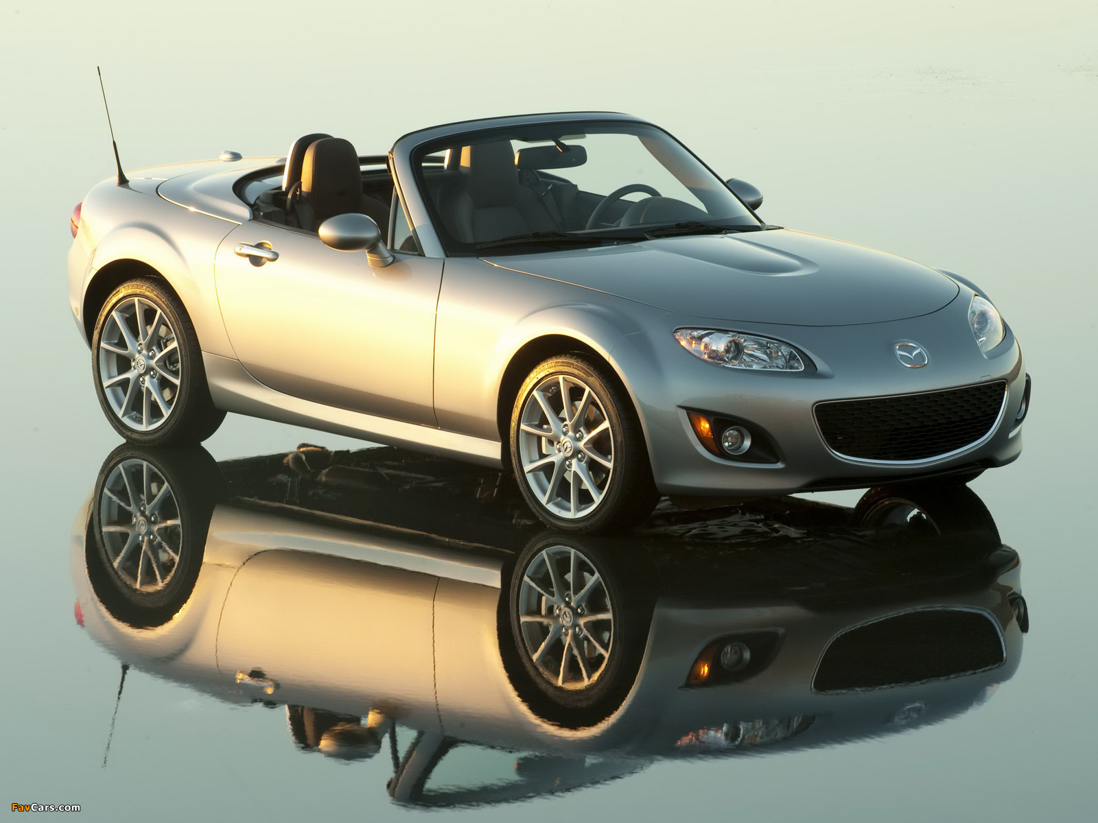 Images of Mazda MX-5 Miata PRHT (NC2) 2009–12 (1600 x 1200)