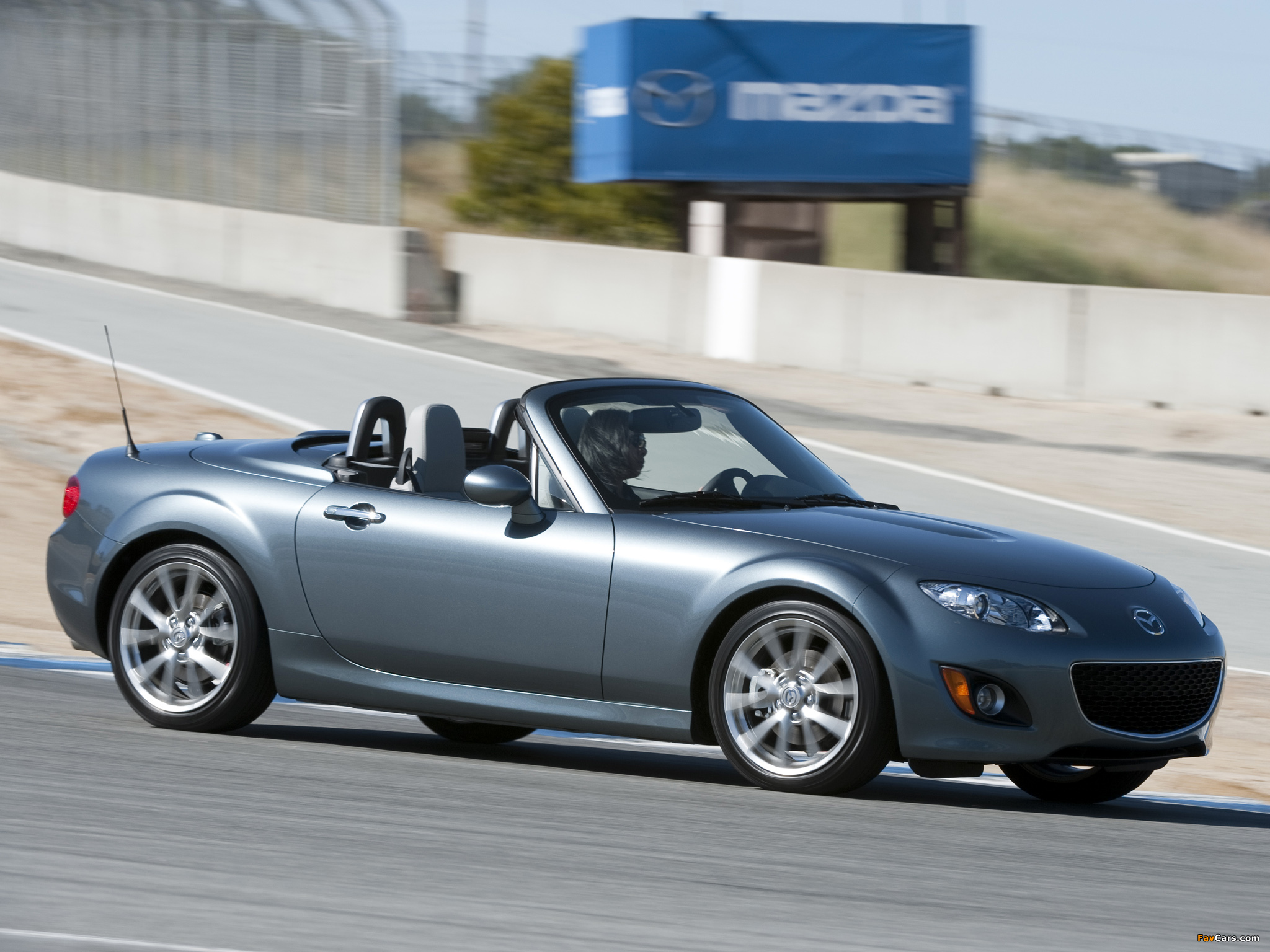 Mazda MX-5 Miata PRHT (NC2) 2009–12 images (2048 x 1536)