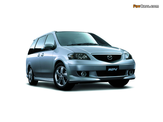 Images of Mazda MPV JP-spec 1999–2002 (640 x 480)
