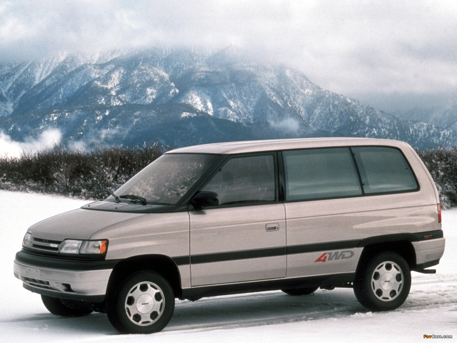 Mazda MPV 1990–95 images (1600 x 1200)