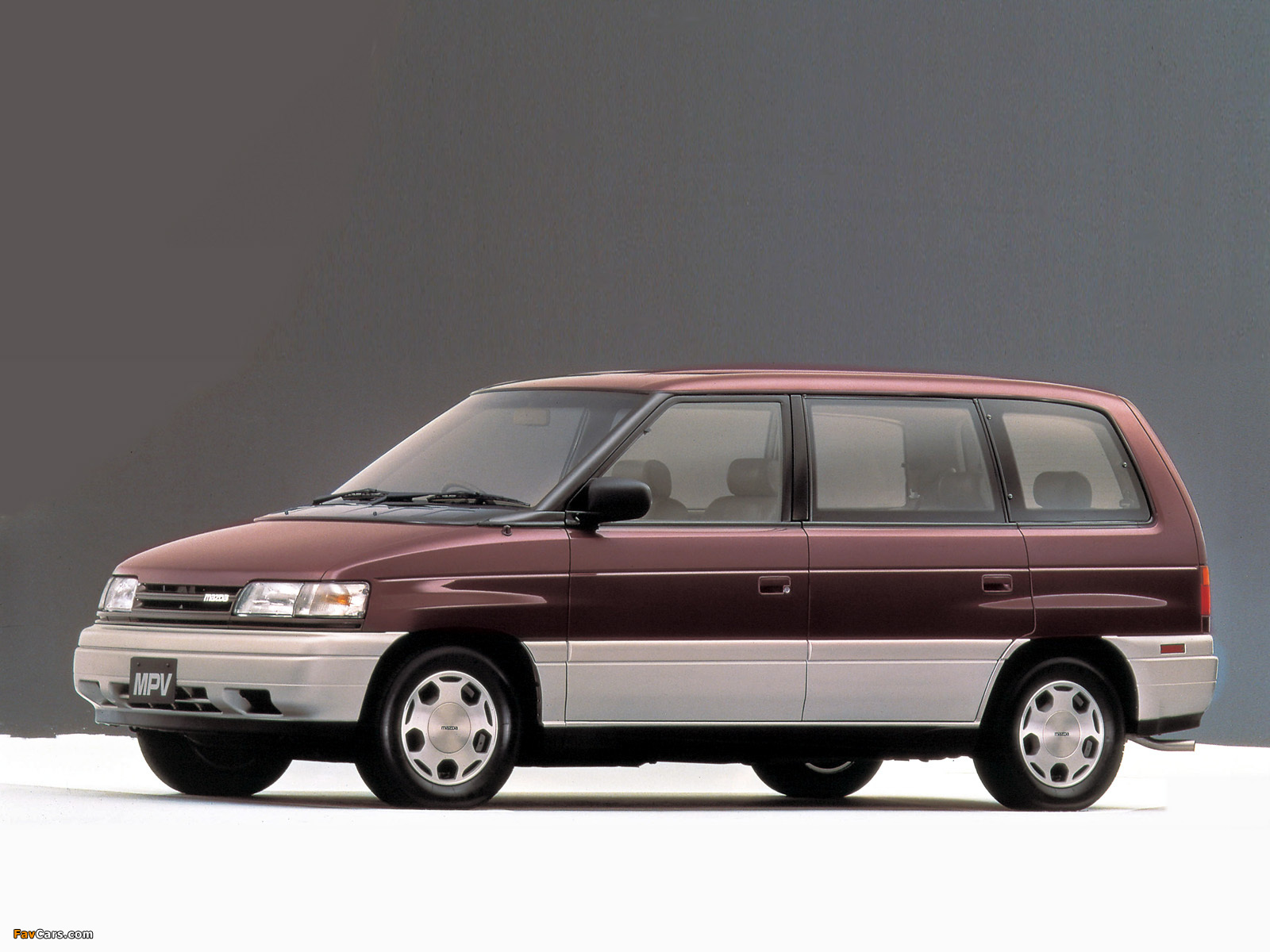 Mazda MPV 1990–95 photos (1600 x 1200)