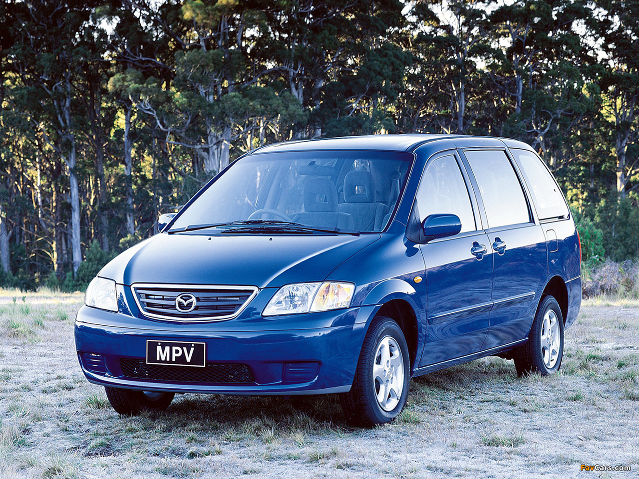 Mazda MPV AU-spec 1999–2002 images (1280 x 960)