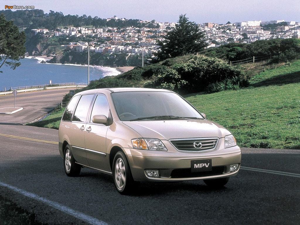 Mazda MPV JP-spec 1999–2002 images (1024 x 768)