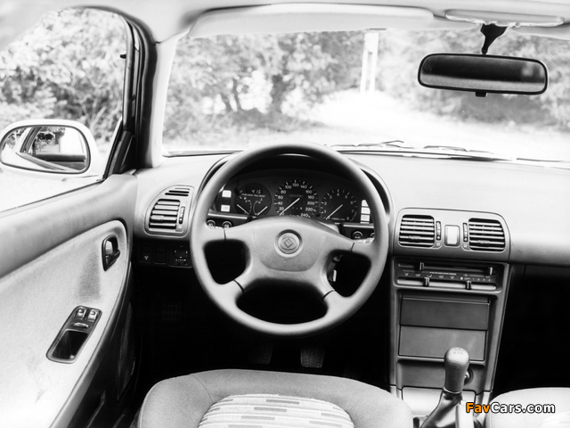 Mazda MX-3 1991–98 images (640 x 480)