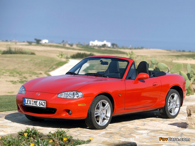 Images of Mazda MX-5 Roadster (NB) 1998–2005 (640 x 480)