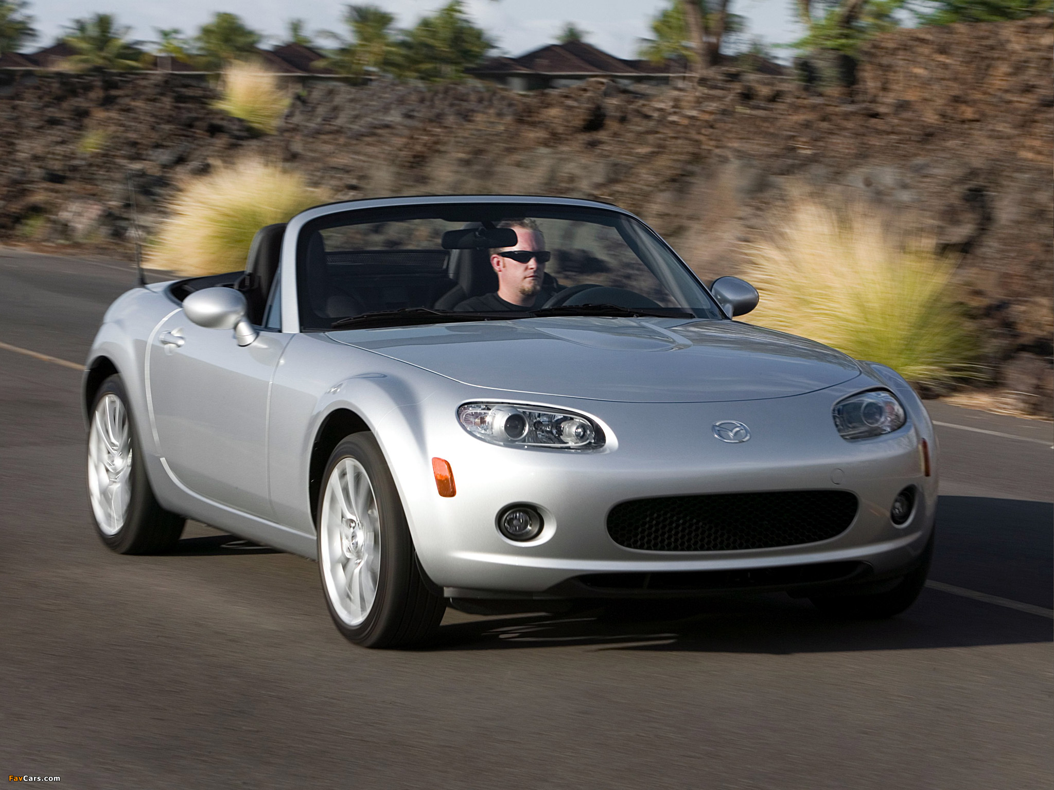 Images of Mazda MX-5 Roadster US-spec (NC) 2005–08 (2048 x 1536)