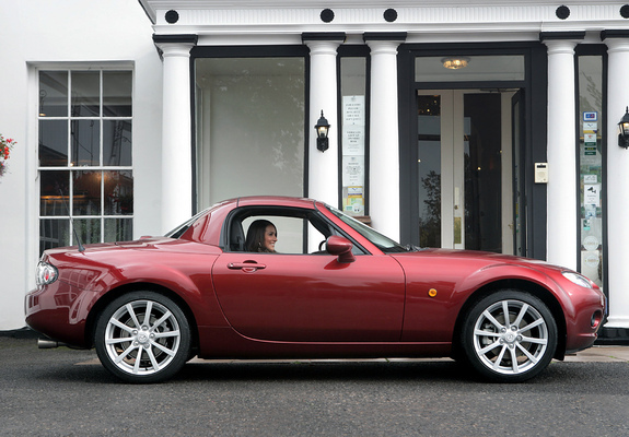 Images of Mazda MX-5 Roadster-Coupe UK-spec (NC1) 2005–08